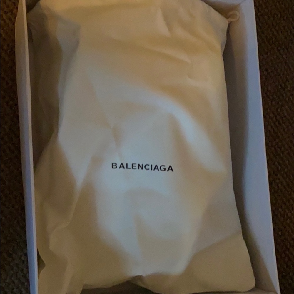 BALENCIAGA RUNNERS - Picture 4 of 5